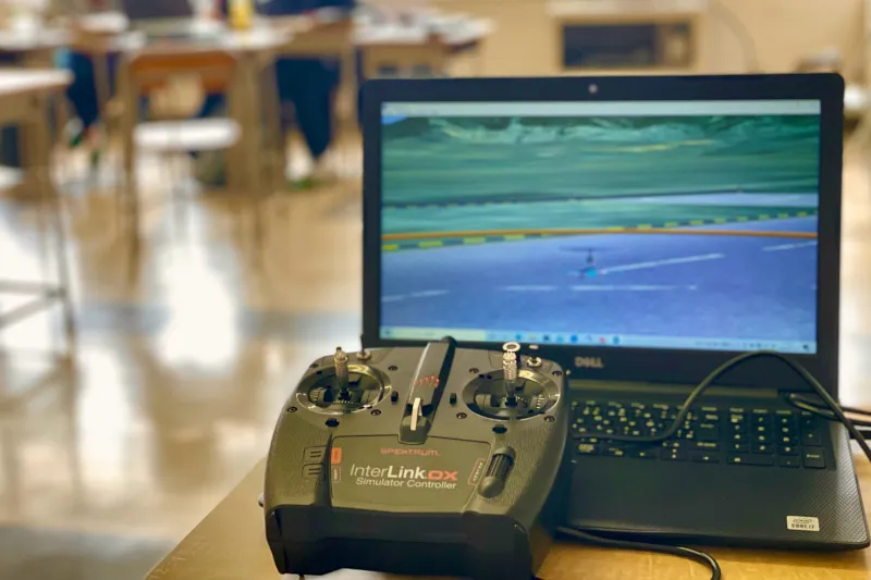 強み1 国土交通省登録管理団体のドローン認定資格が取得可能